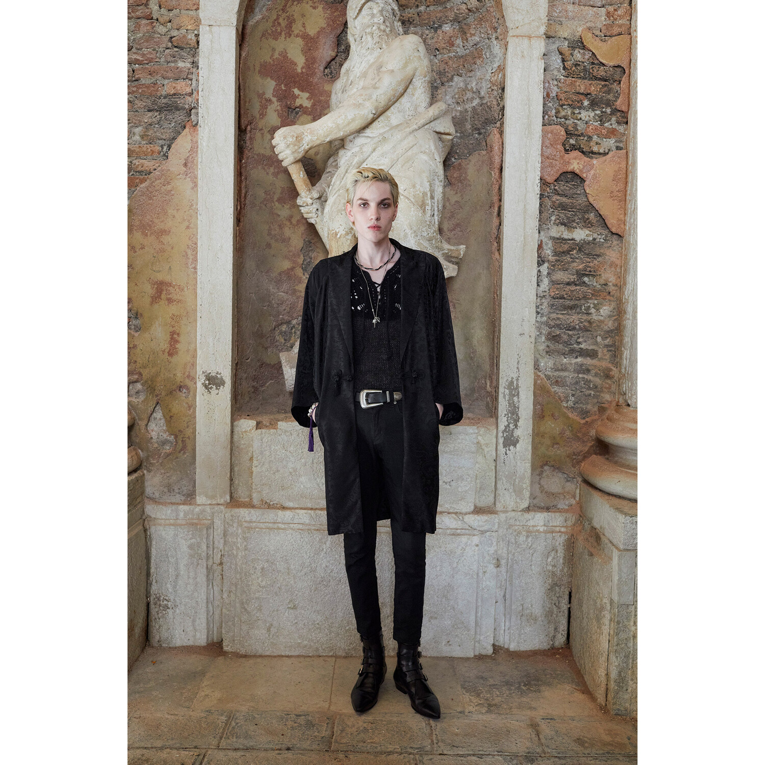 Фото Saint Laurent мужская коллекция весна-лето 2022 / Saint Laurent Mens Spring 2022