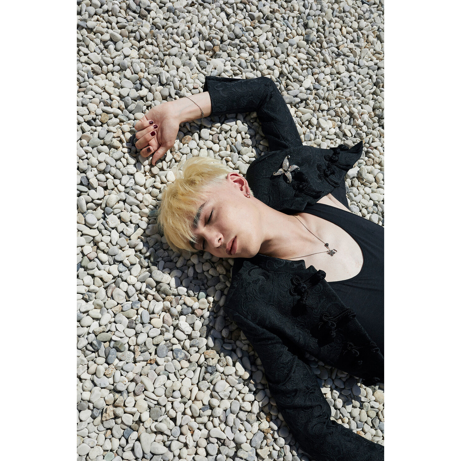 Фото Saint Laurent мужская коллекция весна-лето 2022 / Saint Laurent Mens Spring 2022