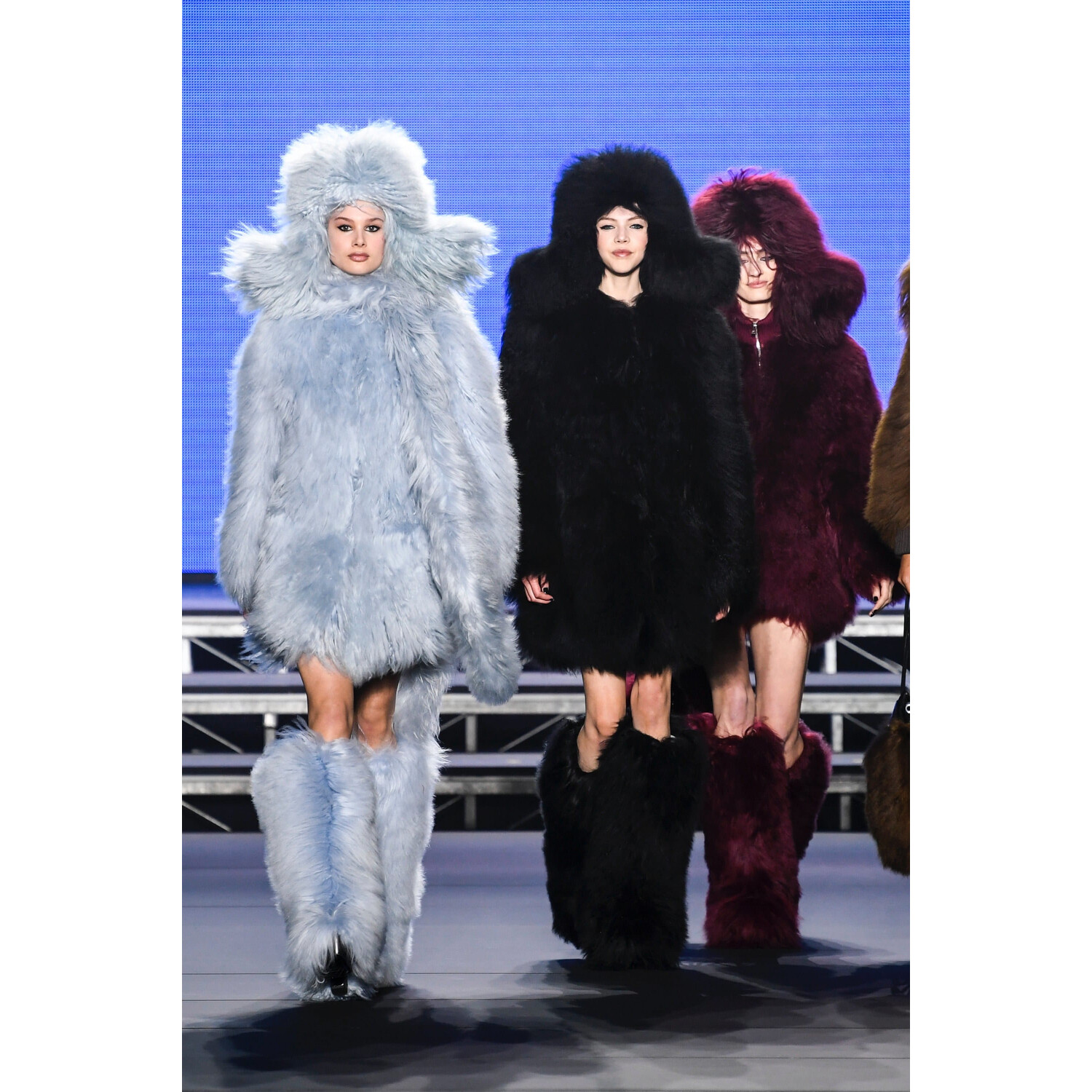 Фото Sonia Rykiel Fall 2018 Ready-to-Wear , Соня Рикель осень зима 2018 , Fashion show , неделя моды в Париже , PFW , Mainstyles