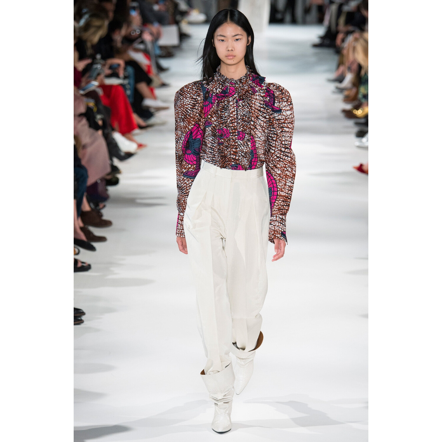 Фото Stella McCartney SPRING/SUMMER 2018 READY-TO-WEAR Stella McCartney весна-лето 2018