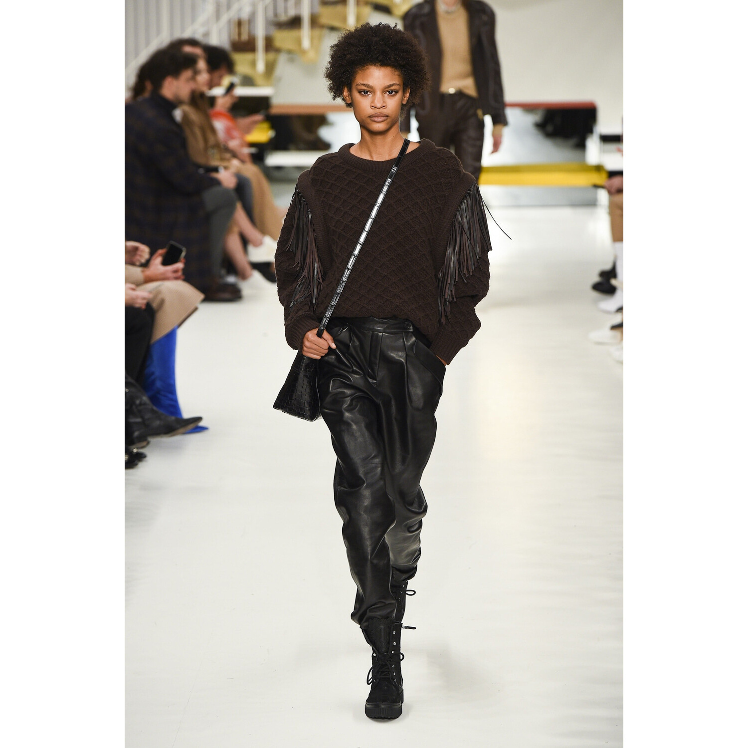 Фото Tods Fall 2018 Ready-to-Wear , Тодс осень зима 2018 , Fashion show , неделя моды в Милане , MFW , Mainstyles