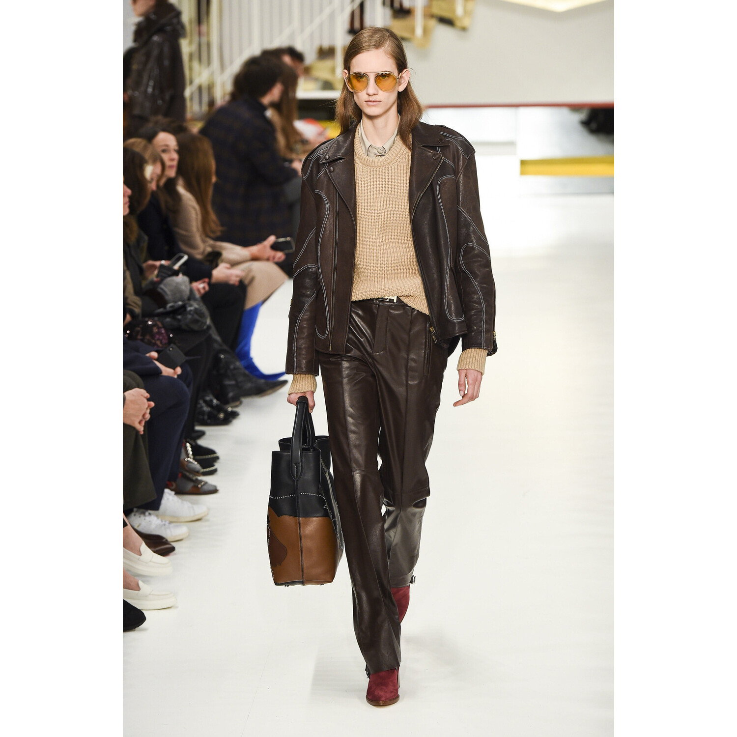 Фото Tods Fall 2018 Ready-to-Wear , Тодс осень зима 2018 , Fashion show , неделя моды в Милане , MFW , Mainstyles