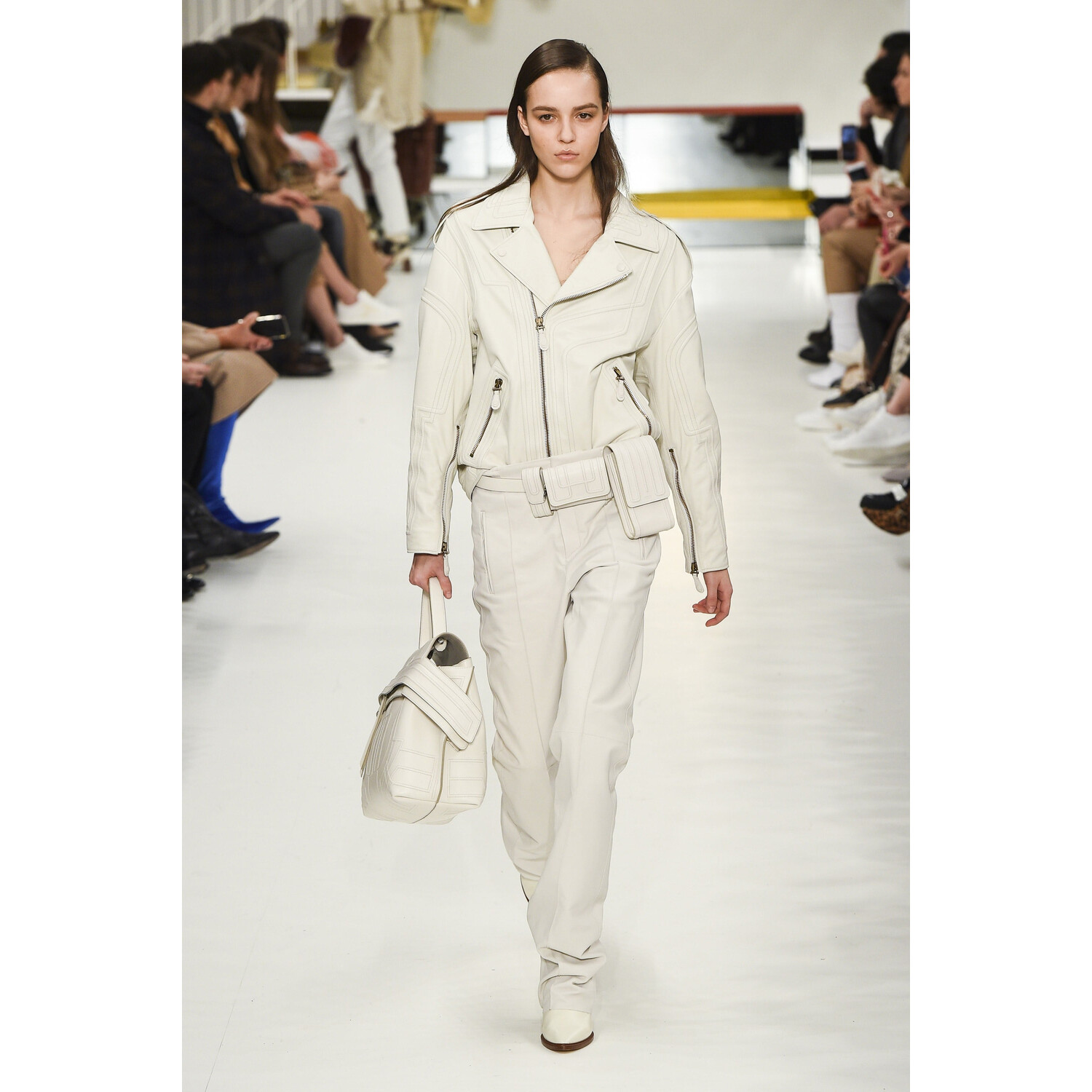 Фото Tods Fall 2018 Ready-to-Wear , Тодс осень зима 2018 , Fashion show , неделя моды в Милане , MFW , Mainstyles