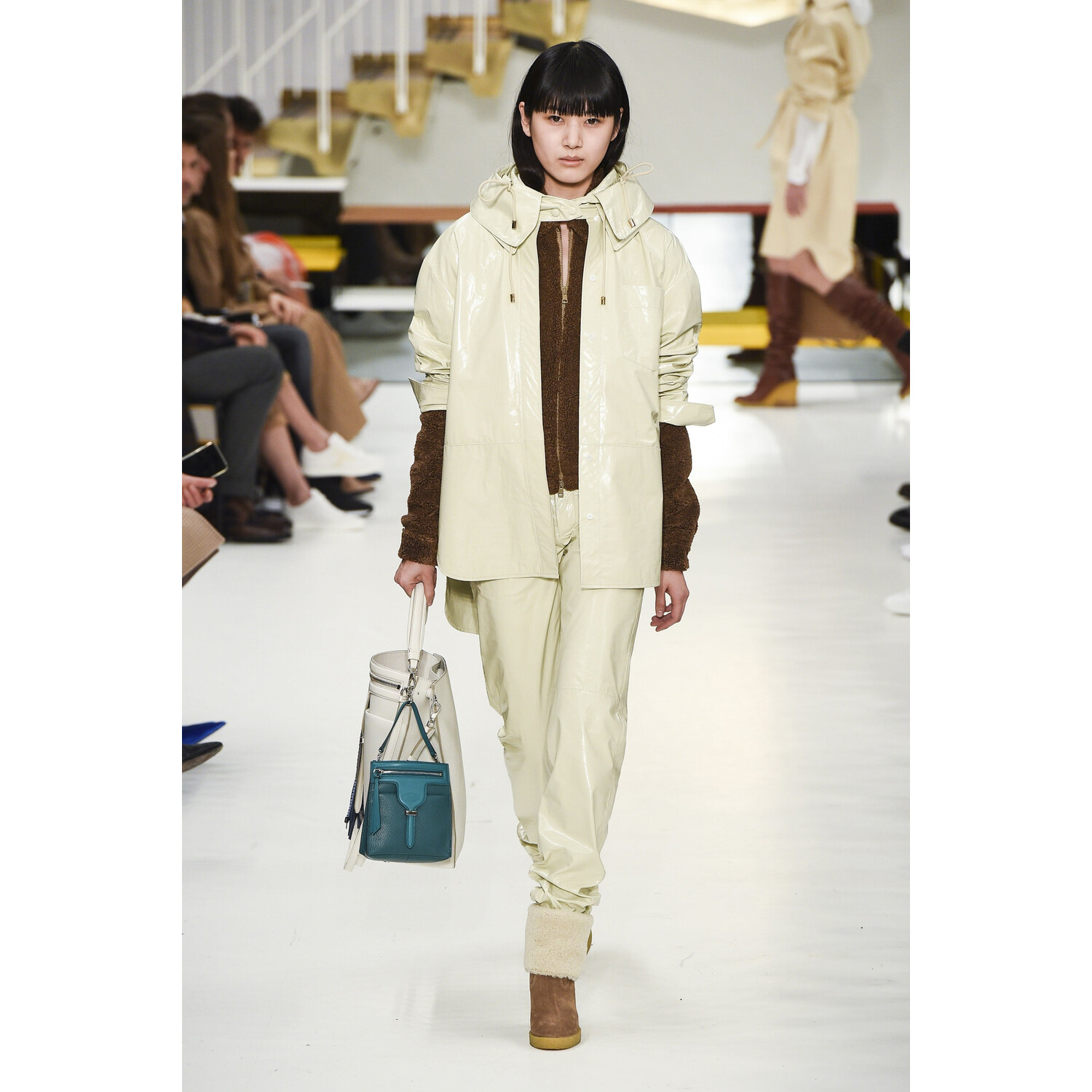 Фото Tods Fall 2018 Ready-to-Wear , Тодс осень зима 2018 , Fashion show , неделя моды в Милане , MFW , Mainstyles