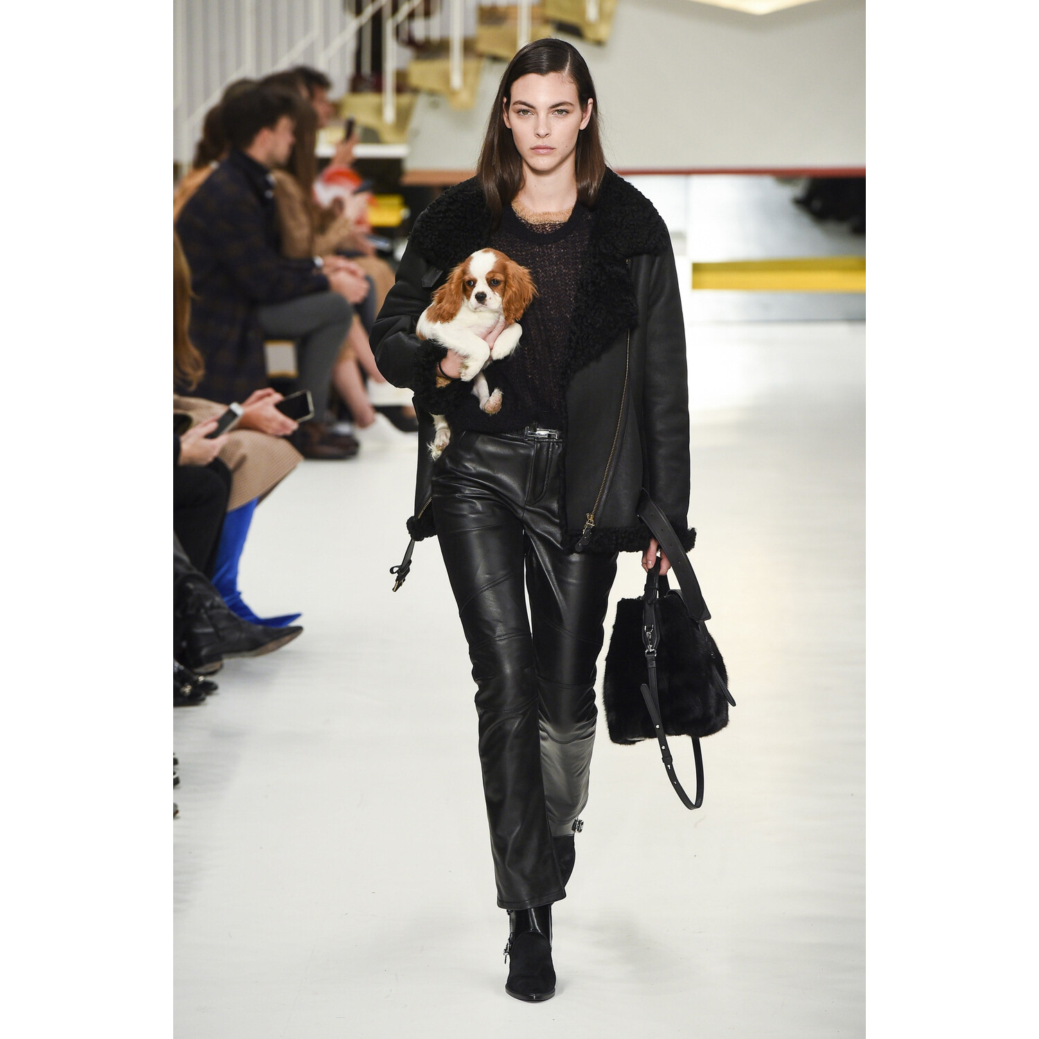 Фото Tods Fall 2018 Ready-to-Wear , Тодс осень зима 2018 , Fashion show , неделя моды в Милане , MFW , Mainstyles