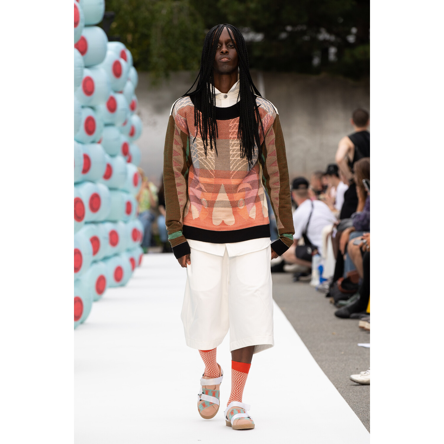 Фото Henrik Vibskov Spring 2020 Menswear Collection / Henrik Vibskov весна- лето 2020 / Неделя моды: Париж