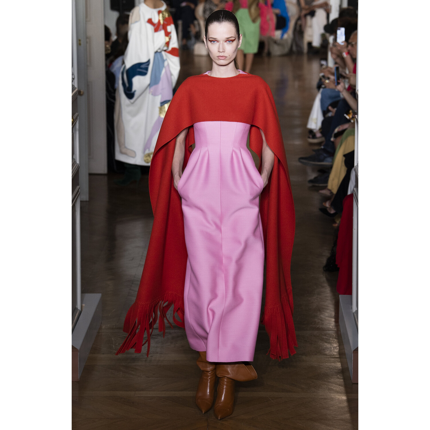 Фото Valentino Fall 2018 Couture Collection / Валентино Осень 2018 Кутюр коллекция