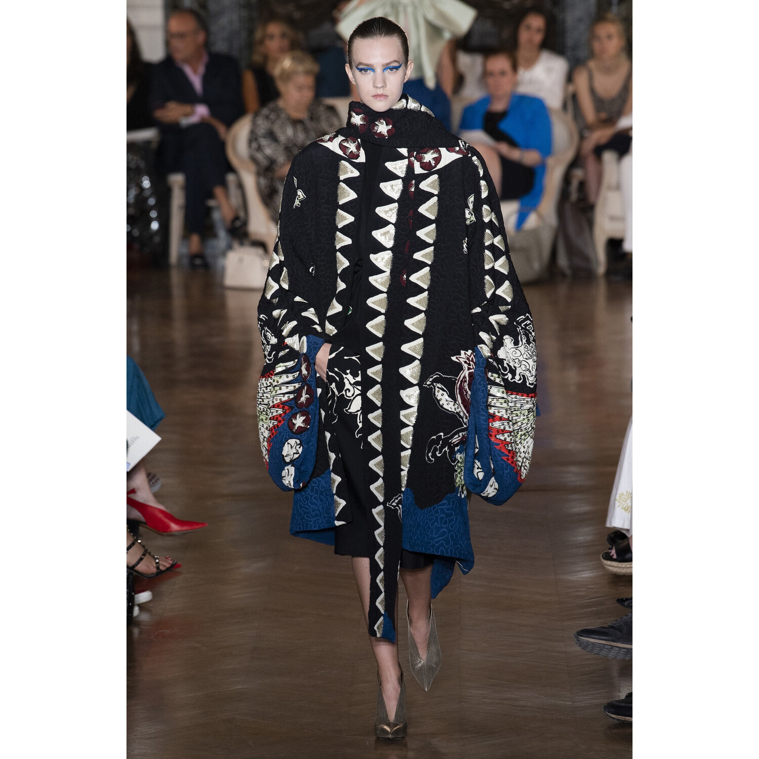 Фото Valentino Fall 2018 Couture Collection / Валентино Осень 2018 Кутюр коллекция