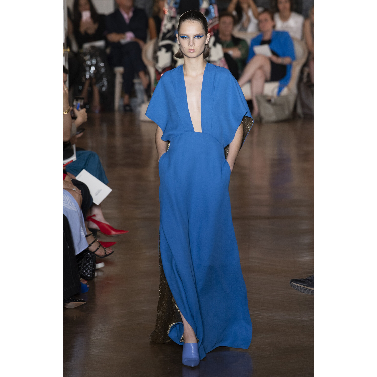 Фото Valentino Fall 2018 Couture Collection / Валентино Осень 2018 Кутюр коллекция