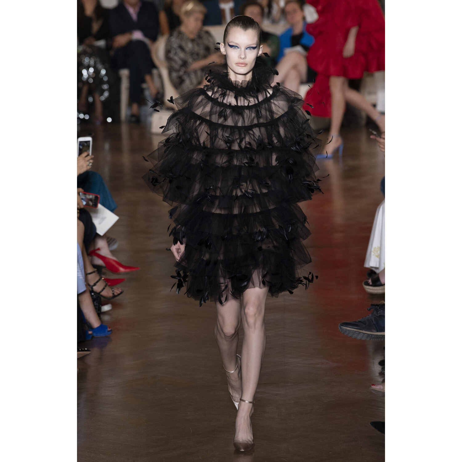 Фото Valentino Fall 2018 Couture Collection / Валентино Осень 2018 Кутюр коллекция