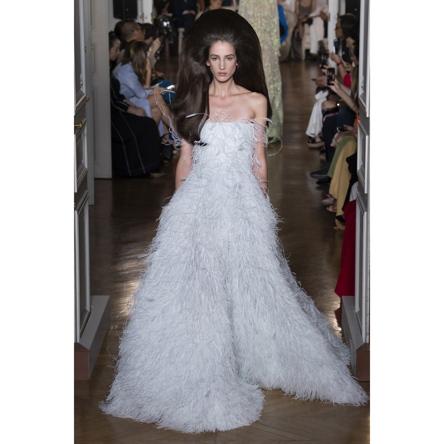 Фото Valentino Fall 2018 Couture Collection / Валентино Осень 2018 Кутюр коллекция