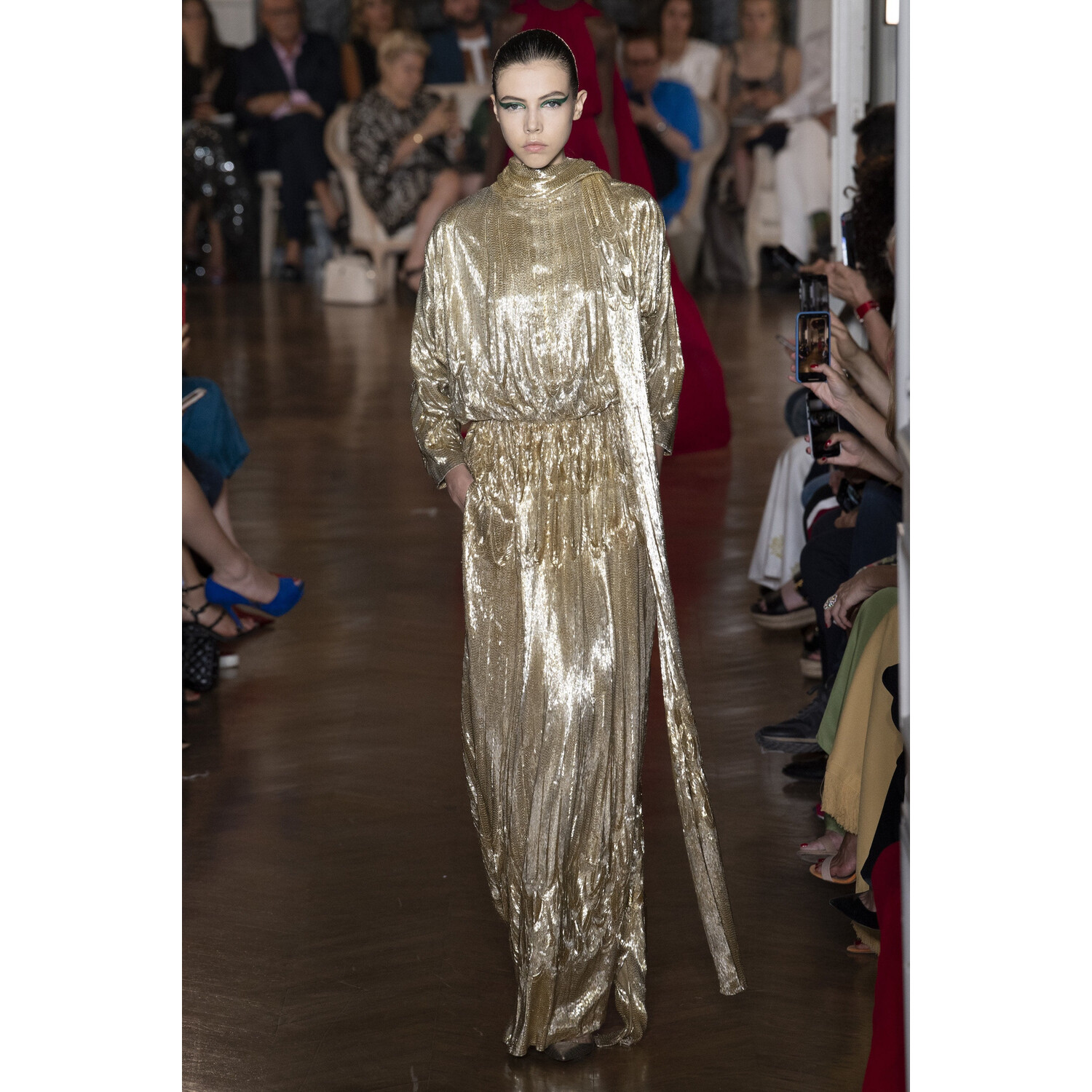 Фото Valentino Fall 2018 Couture Collection / Валентино Осень 2018 Кутюр коллекция