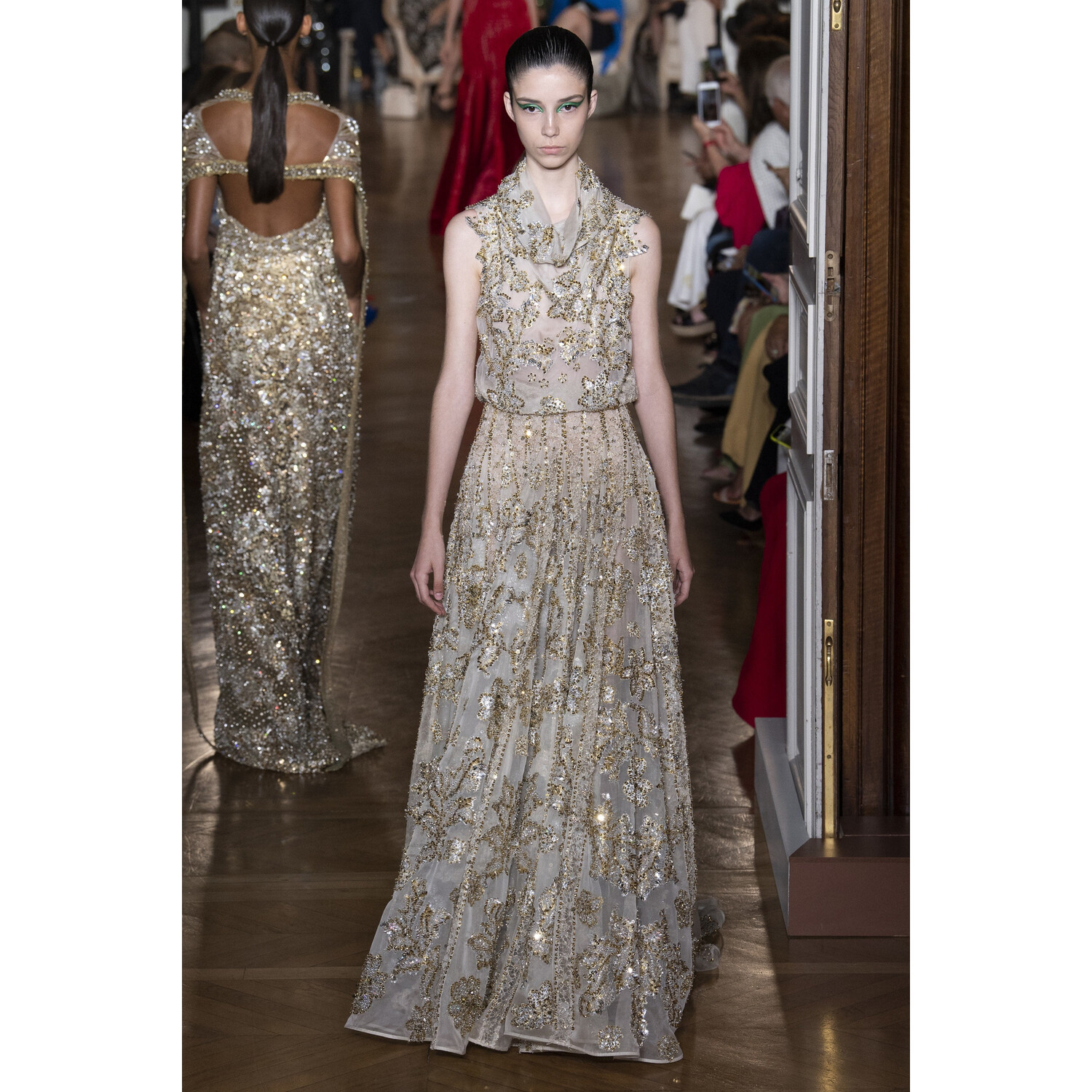 Фото Valentino Fall 2018 Couture Collection / Валентино Осень 2018 Кутюр коллекция