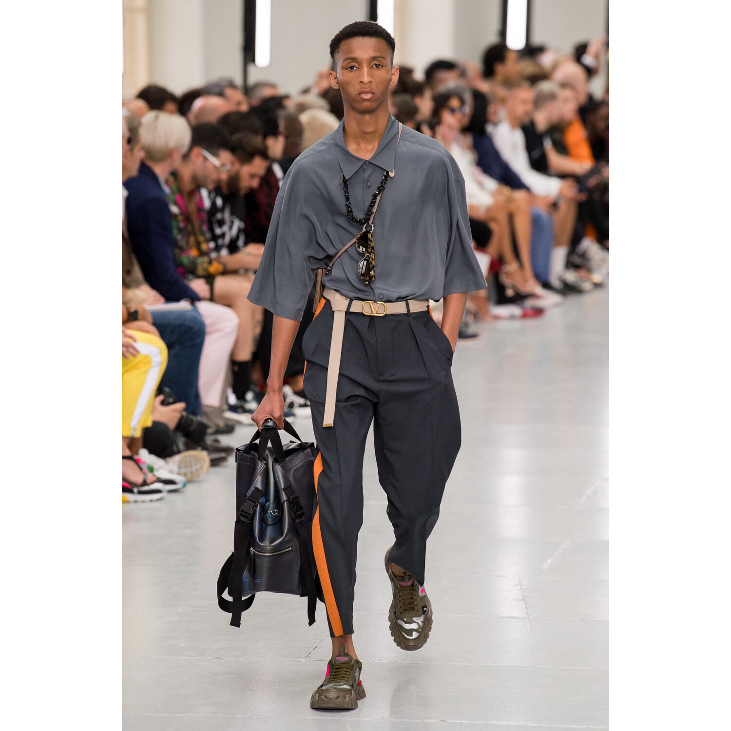 Фото Valentino Spring 2020 Menswear Collection / Valentino весна- лето 2020 / Неделя моды: Париж