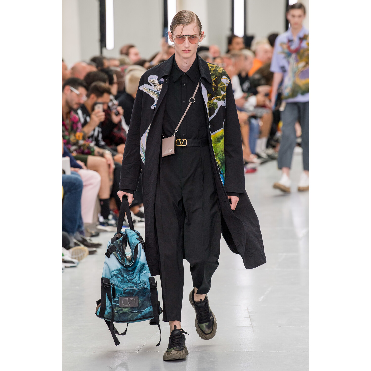 Фото Valentino Spring 2020 Menswear Collection / Valentino весна- лето 2020 / Неделя моды: Париж
