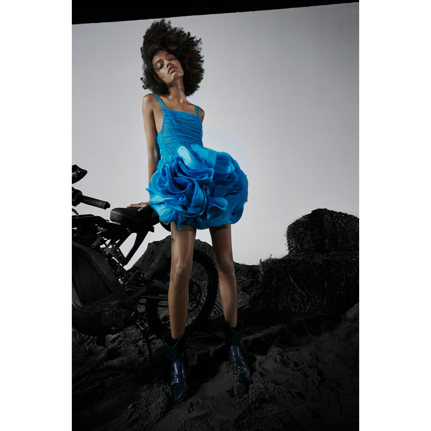 Фото Vera Wang весна-лето 2022 / Vera Wang Spring 2022 Ready-to-Wear collection