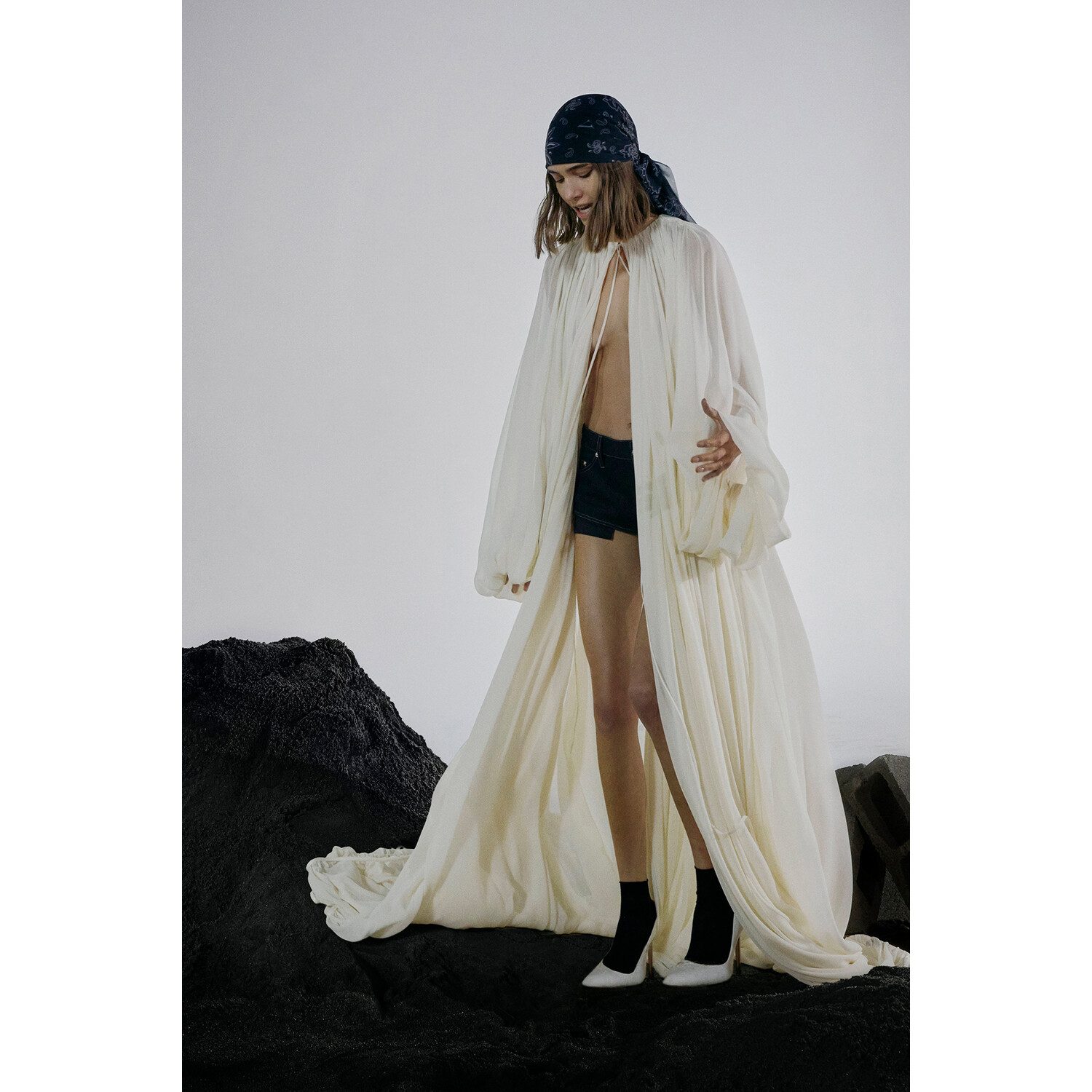 Фото Vera Wang весна-лето 2022 / Vera Wang Spring 2022 Ready-to-Wear collection