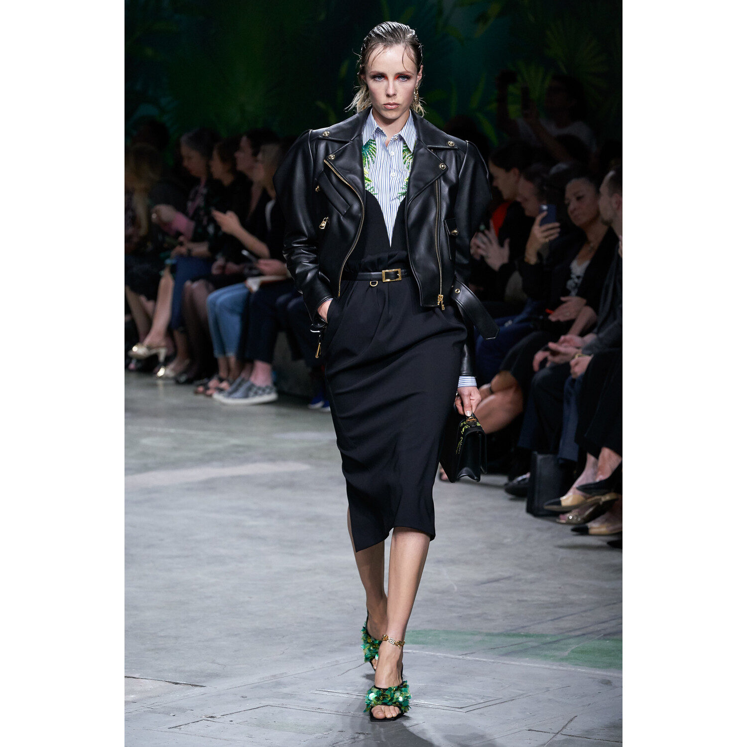Фото Versace Spring 2020 / Versace весна-лето 2020 / Неделя моды: Милан