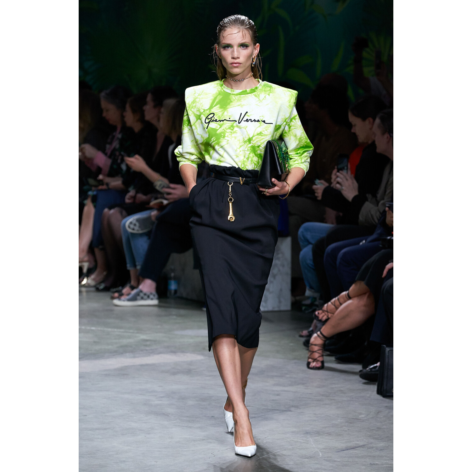Фото Versace Spring 2020 / Versace весна-лето 2020 / Неделя моды: Милан