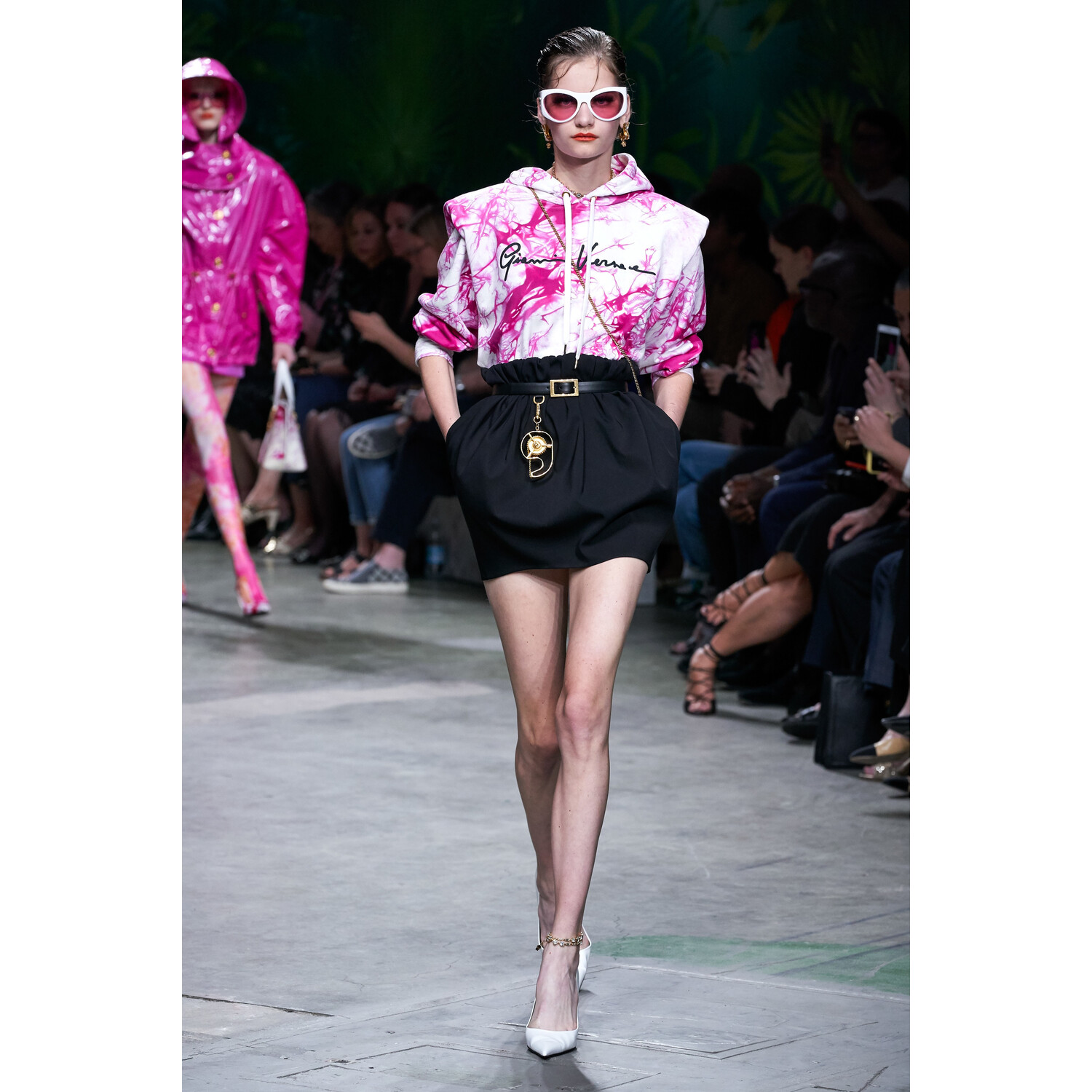 Фото Versace Spring 2020 / Versace весна-лето 2020 / Неделя моды: Милан