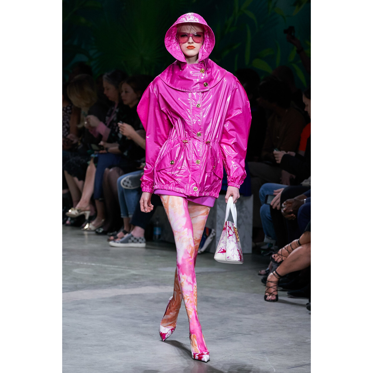 Фото Versace Spring 2020 / Versace весна-лето 2020 / Неделя моды: Милан