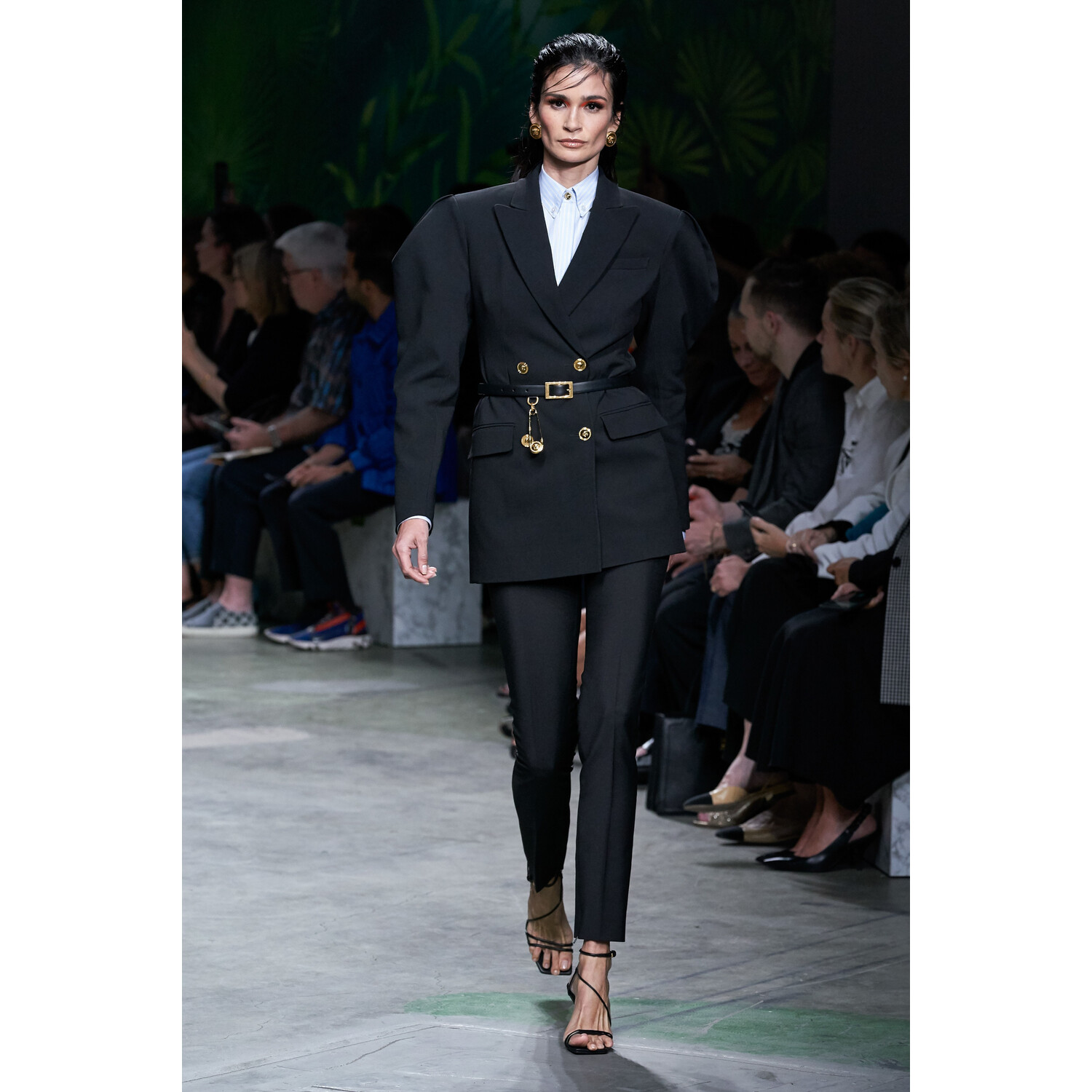 Фото Versace Spring 2020 / Versace весна-лето 2020 / Неделя моды: Милан