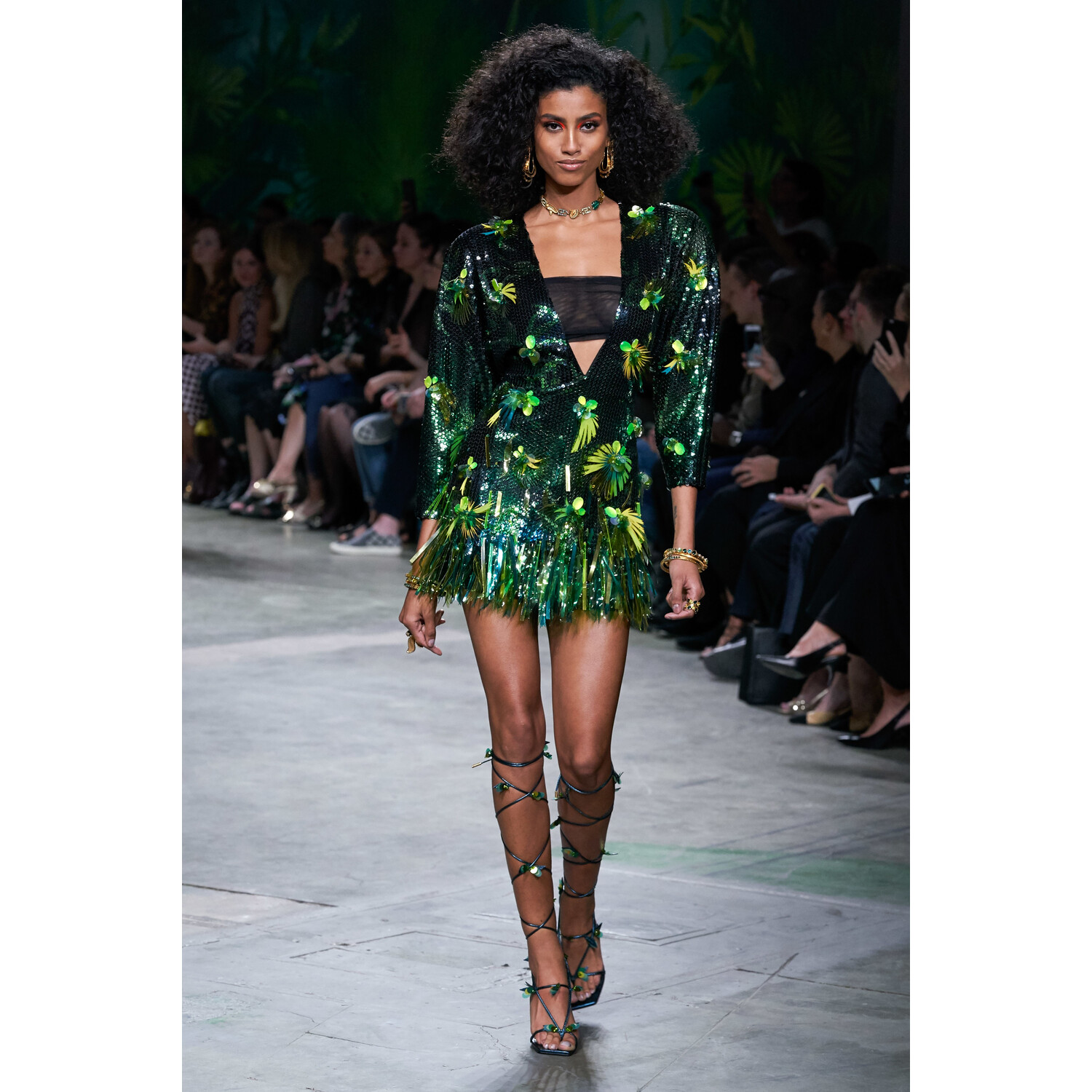 Фото Versace Spring 2020 / Versace весна-лето 2020 / Неделя моды: Милан