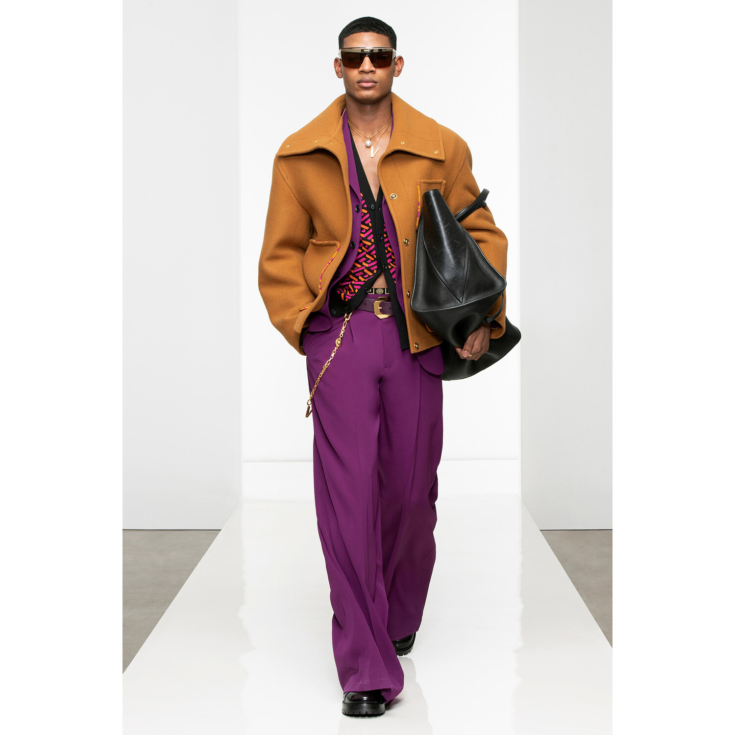 Фото Versace Mens Fall 2022 Collection / Versace Mens осень-зима 2022/2023