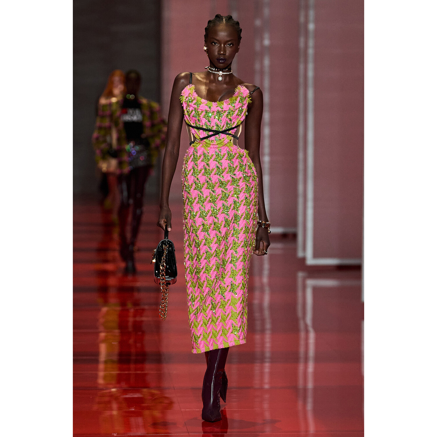 Фото Versace Fall 2022 Collection / Versace осень-зима 2022