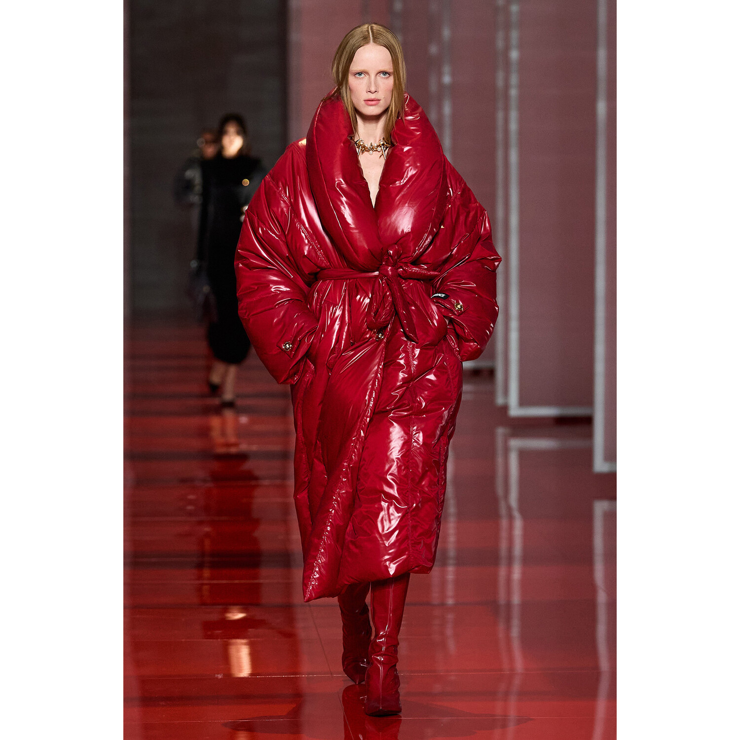 Фото Versace Fall 2022 Collection / Versace осень-зима 2022