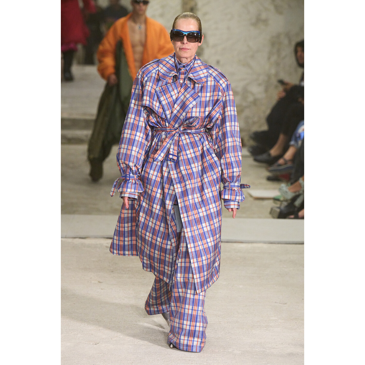 Фото Vetements коллекция весна-лето 2023 / Vetements Spring 2023