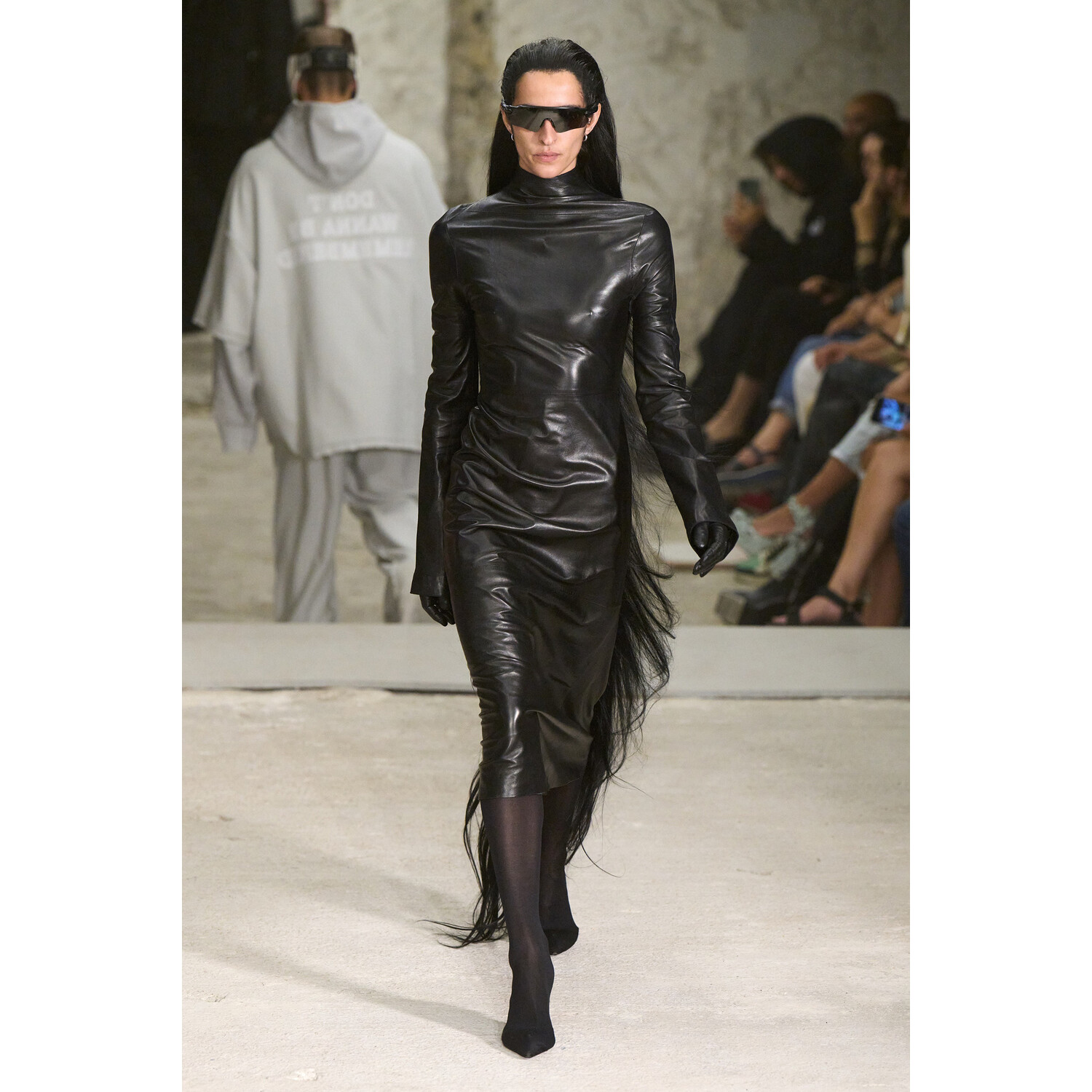 Фото Vetements коллекция весна-лето 2023 / Vetements Spring 2023