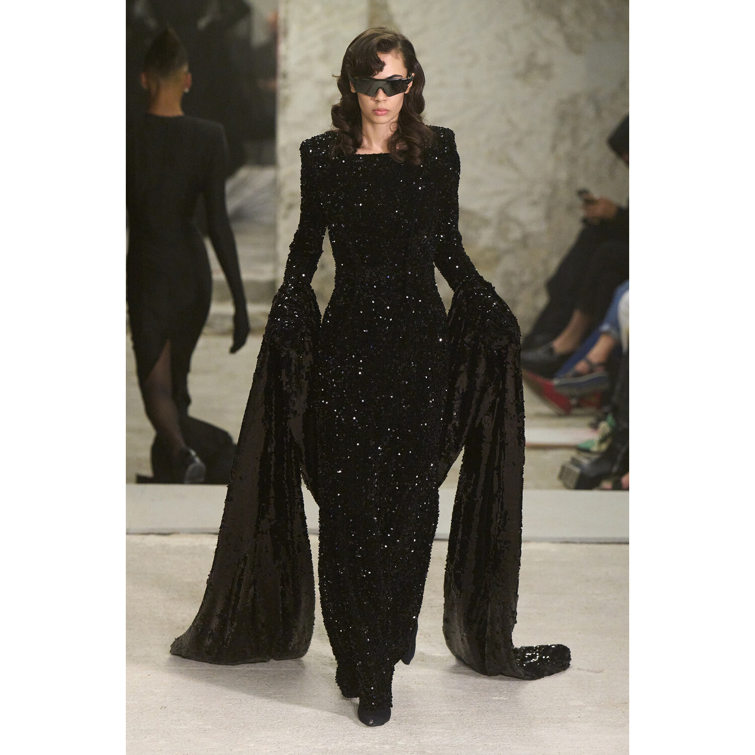 Фото Vetements коллекция весна-лето 2023 / Vetements Spring 2023