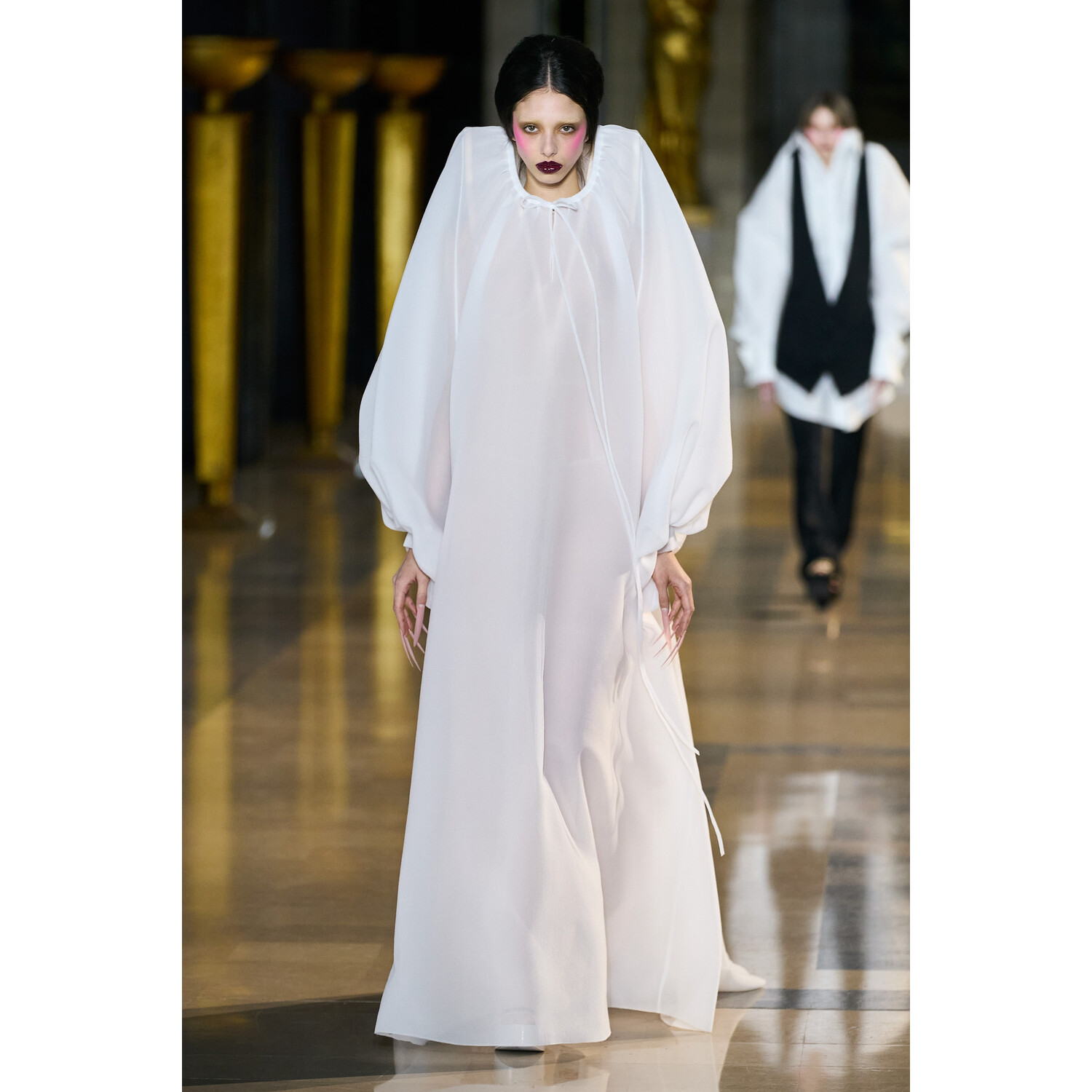 Фото Viktor and Rolf Couture Spring 2022 Collection / Viktor and Rolf Couture весна-лето 2022