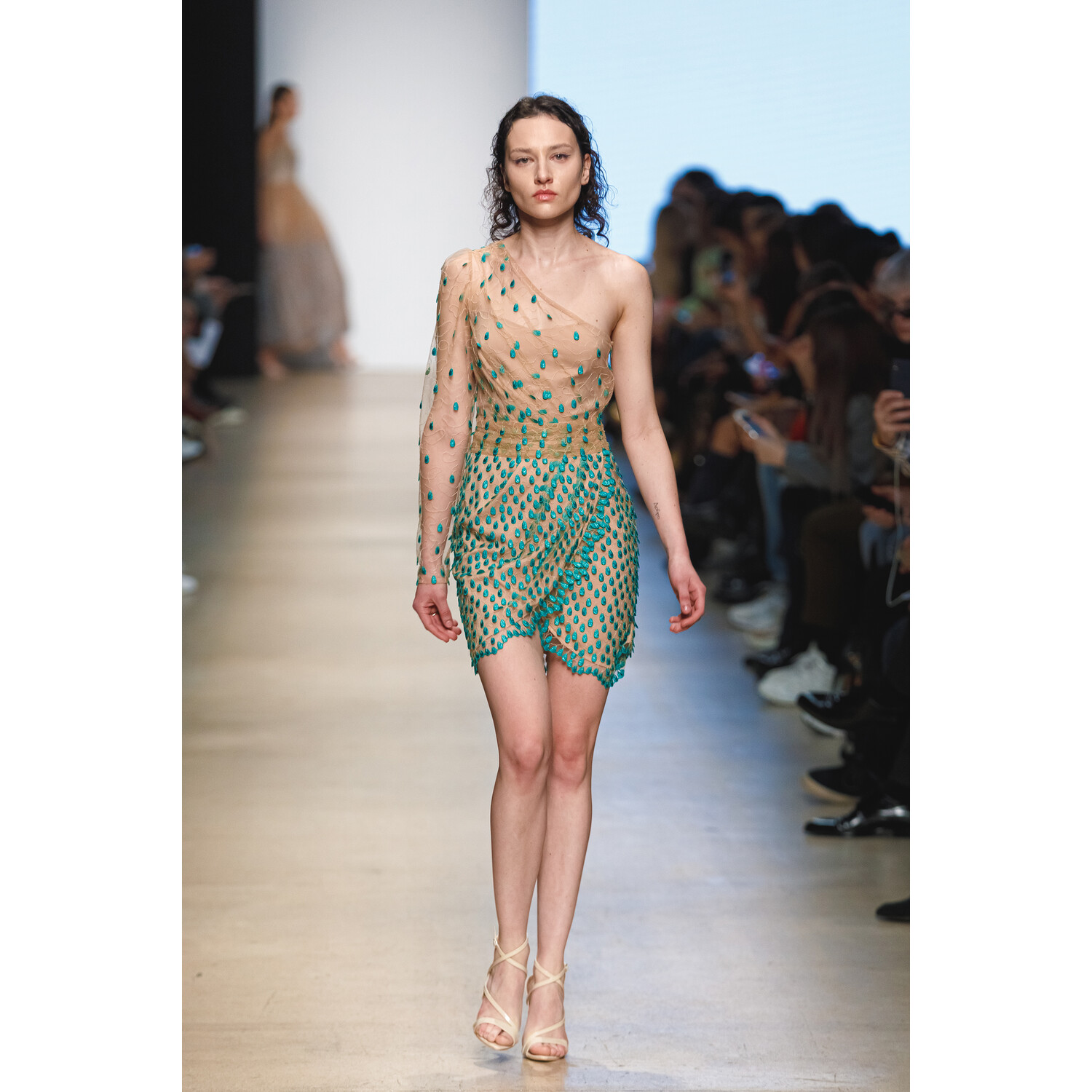 Фото Yasya Minochkina Spring 2020 Ready-to-Wear / Yasya Minochkina весна-лето 2020 / Неделя моды: Москва