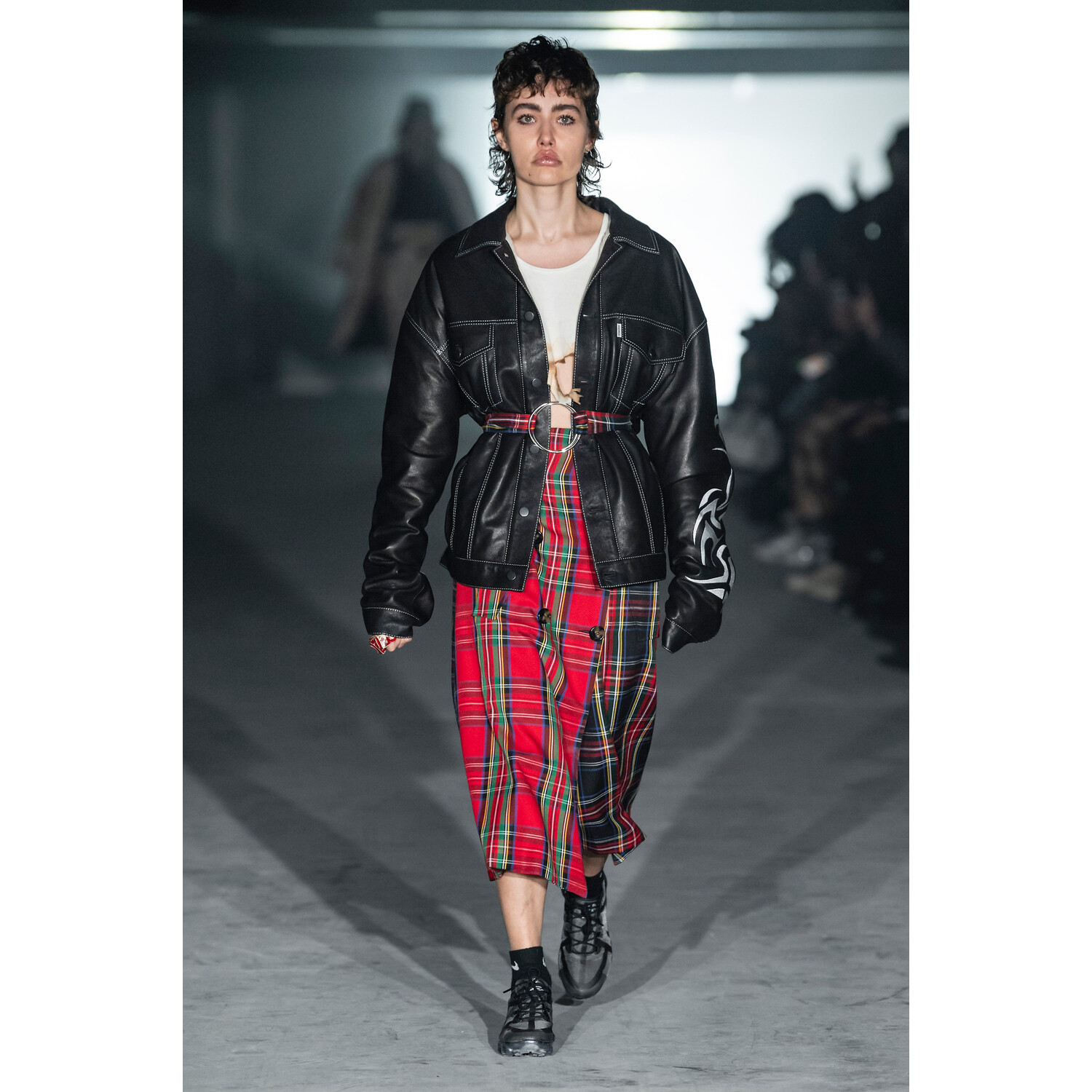 Фото Andrea Crews Fall 2019 Menswear / Andrea Crews осень-зима 2019 / Неделя моды: Париж