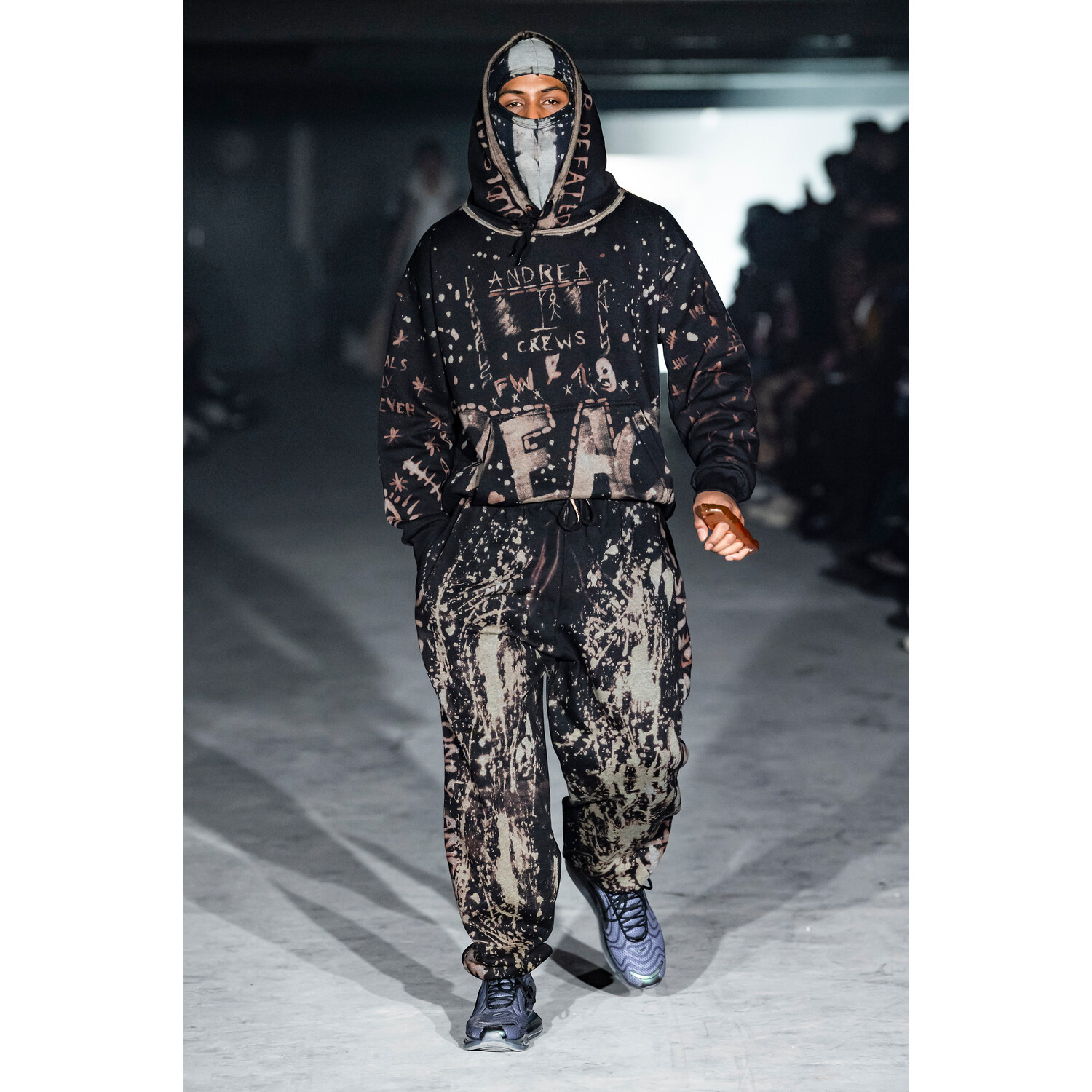 Фото Andrea Crews Fall 2019 Menswear / Andrea Crews осень-зима 2019 / Неделя моды: Париж