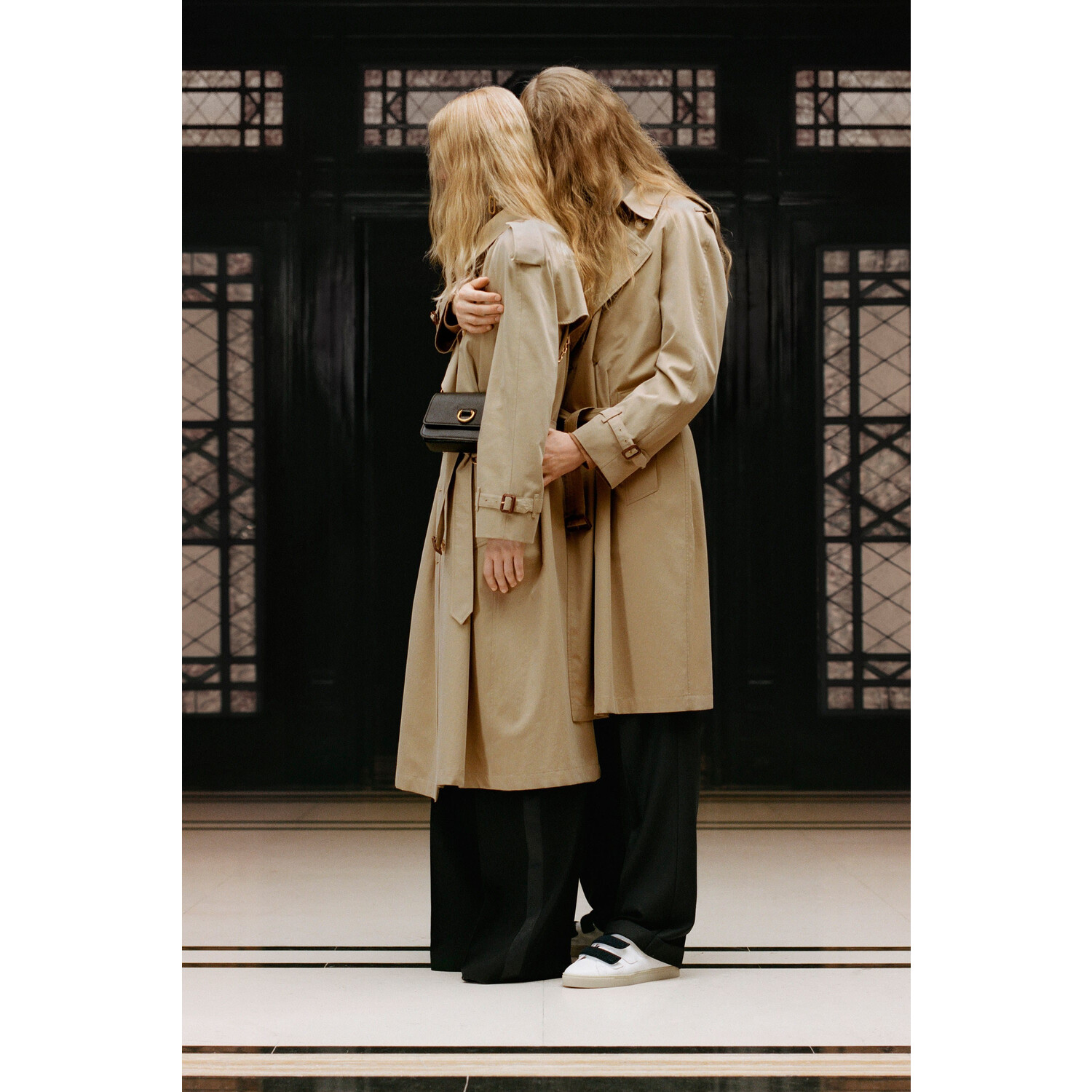 Фото burberry-Resort-2019-01