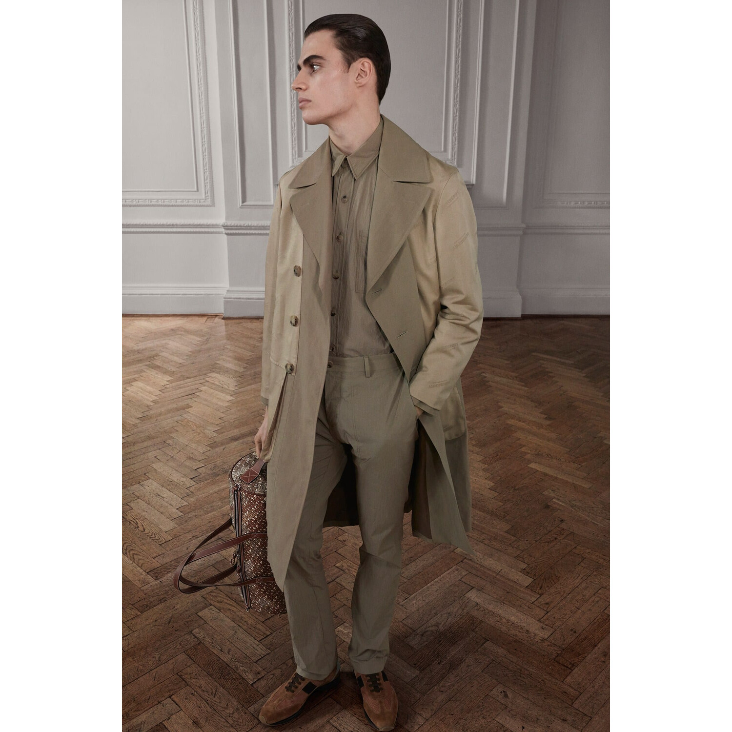 Фото Burberry Pre-fall 2019 / Burberry осень 2019
