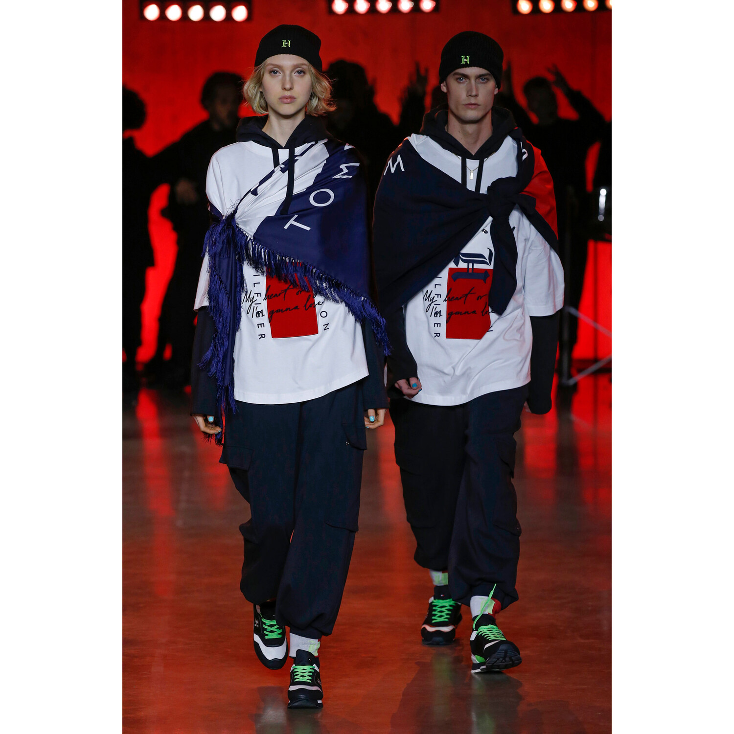 Фото Tommy Hilfiger Spring 2020 Ready-to-Wear / Томми Хилфигер весна-лето 2020 / Неделя моды: Лондон