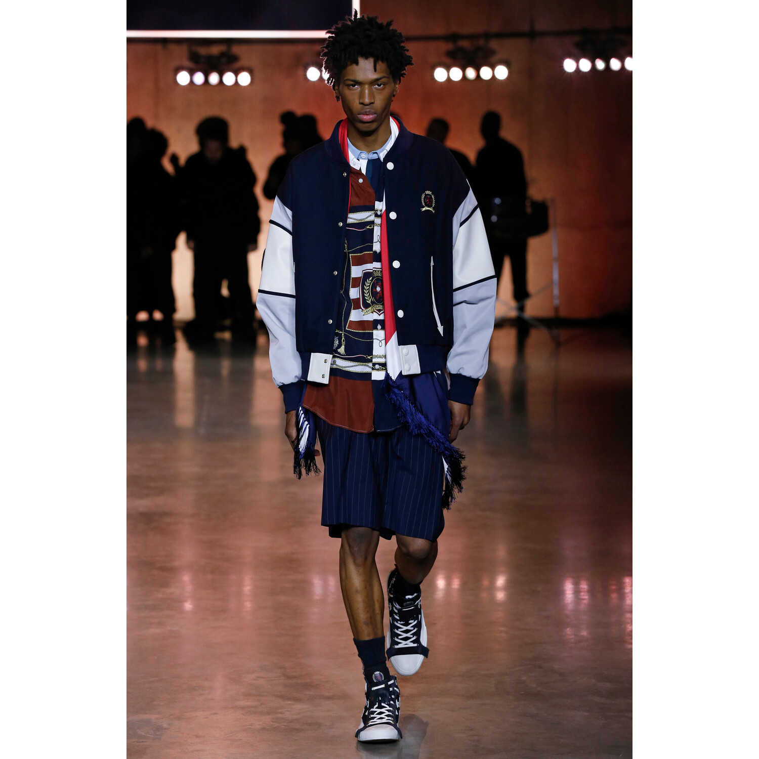 Фото Tommy Hilfiger Spring 2020 Ready-to-Wear / Томми Хилфигер весна-лето 2020 / Неделя моды: Лондон