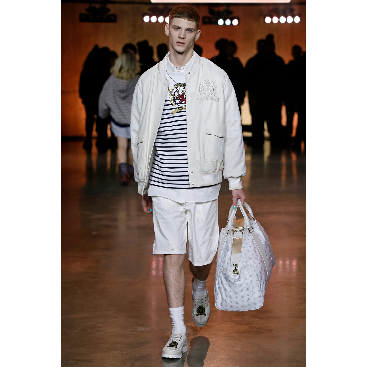 Фото Tommy Hilfiger Spring 2020 Ready-to-Wear / Томми Хилфигер весна-лето 2020 / Неделя моды: Лондон
