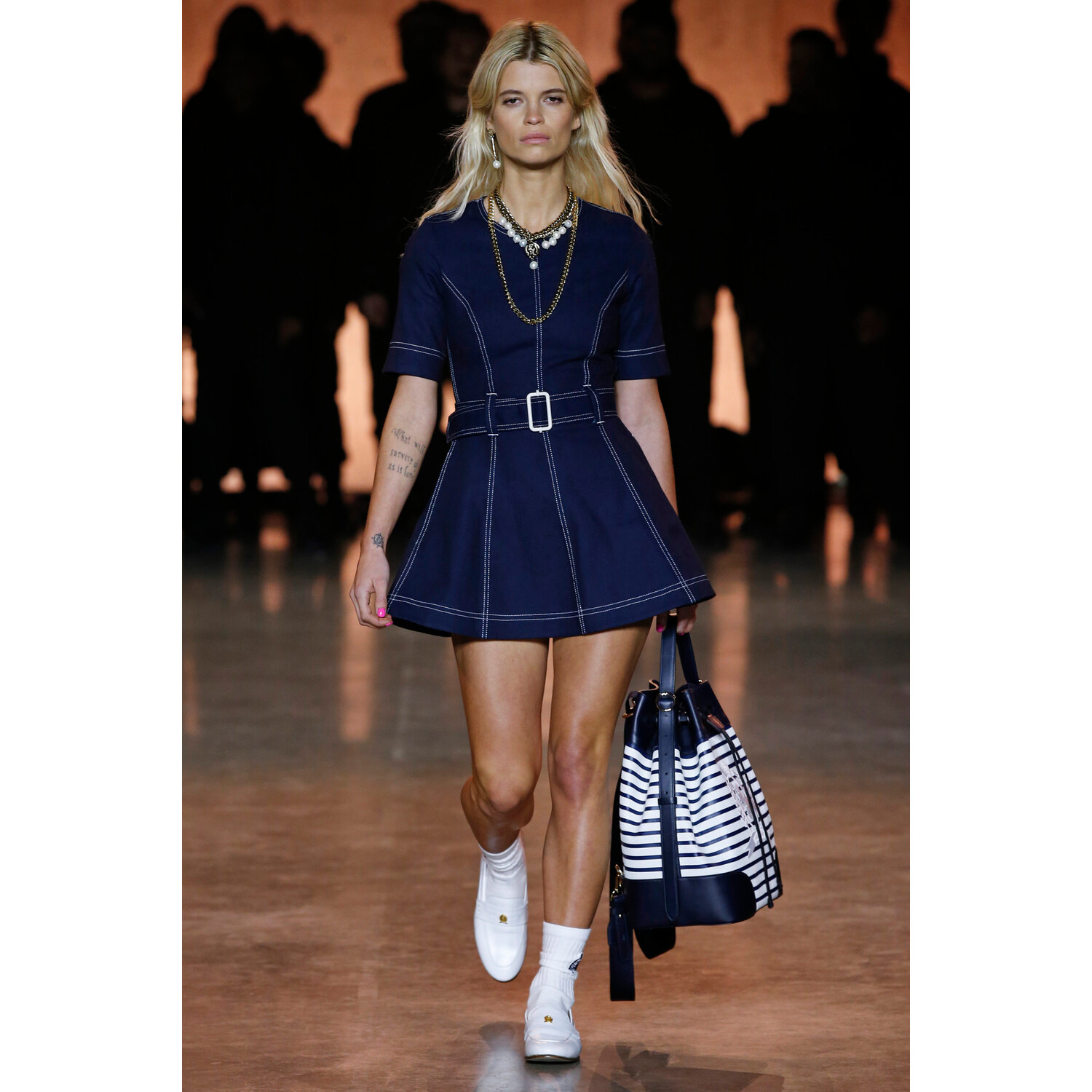 Фото Tommy Hilfiger Spring 2020 Ready-to-Wear / Томми Хилфигер весна-лето 2020 / Неделя моды: Лондон
