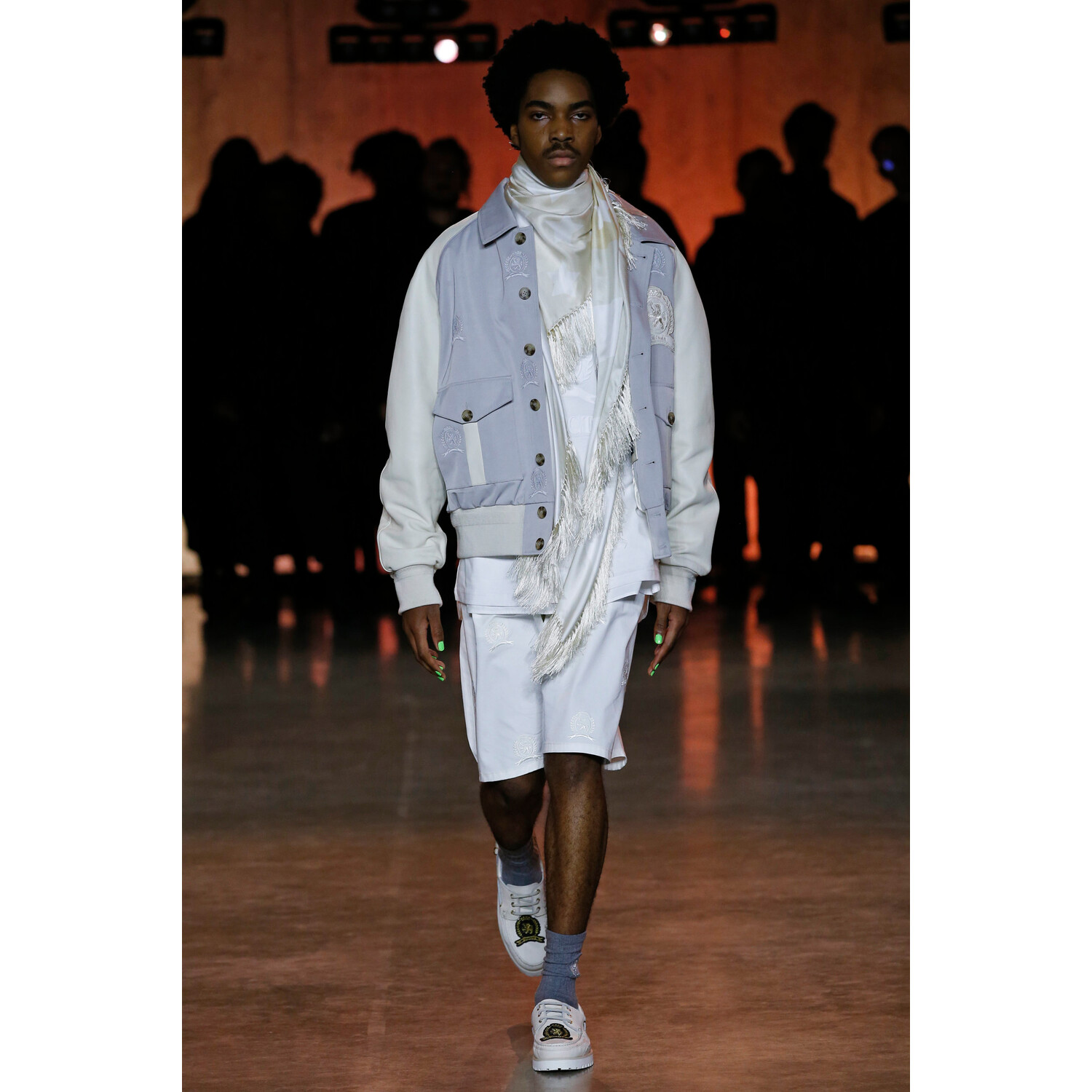 Фото Tommy Hilfiger Spring 2020 Ready-to-Wear / Томми Хилфигер весна-лето 2020 / Неделя моды: Лондон