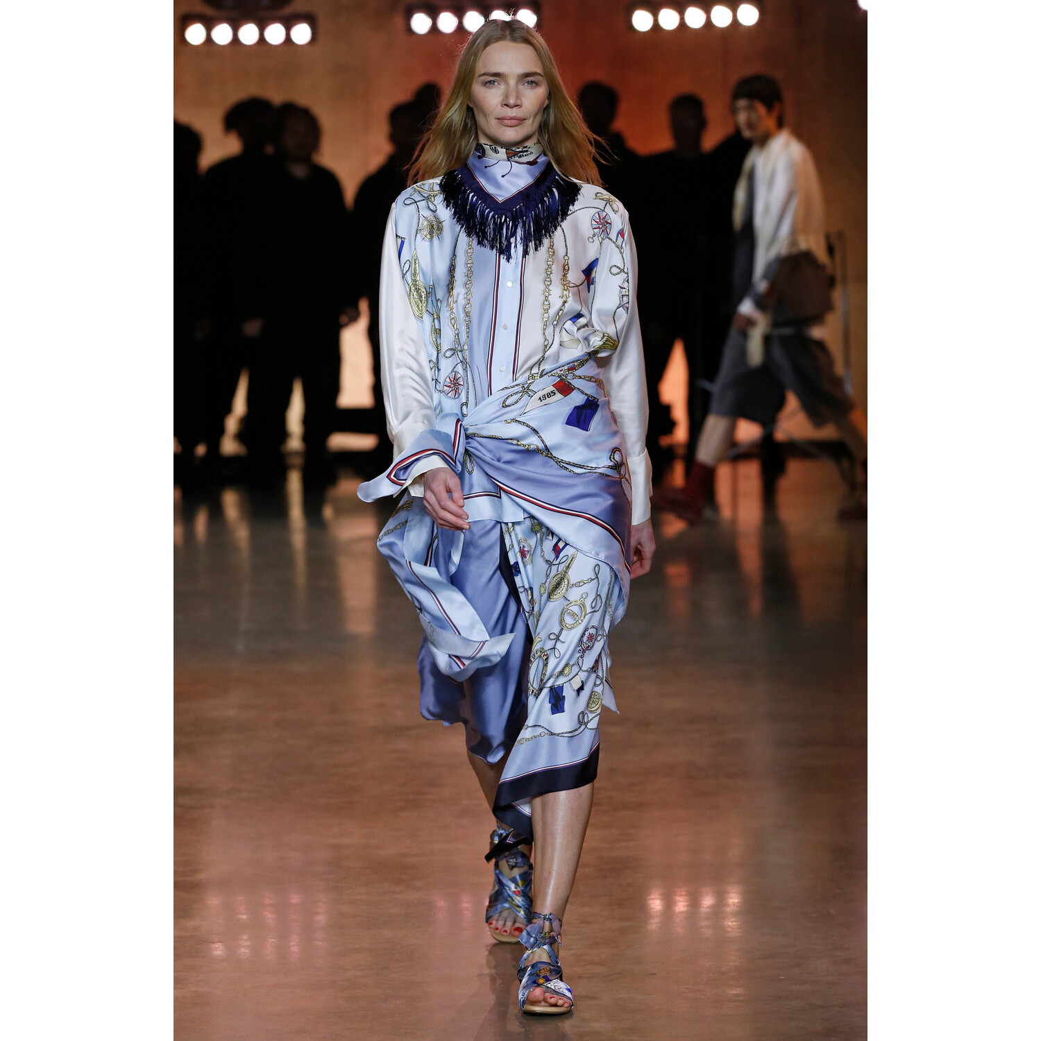 Фото Tommy Hilfiger Spring 2020 Ready-to-Wear / Томми Хилфигер весна-лето 2020 / Неделя моды: Лондон