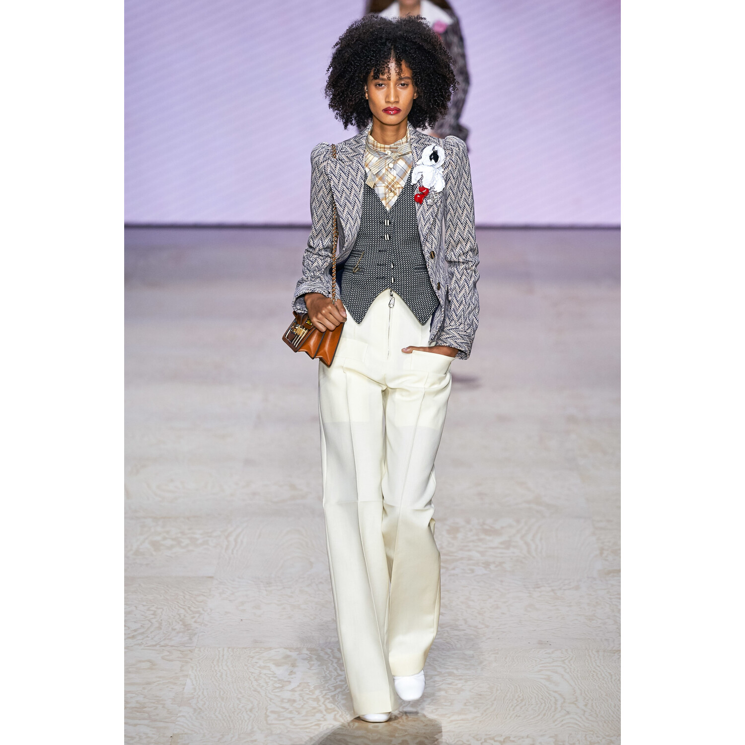 Фото Louis Vuitton Spring 2020 / Louis Vuitton весна-лето 2020 / Неделя моды: Париж