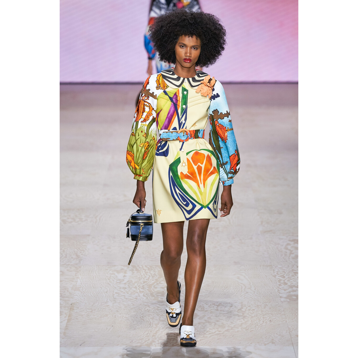 Фото Louis Vuitton Spring 2020 / Louis Vuitton весна-лето 2020 / Неделя моды: Париж