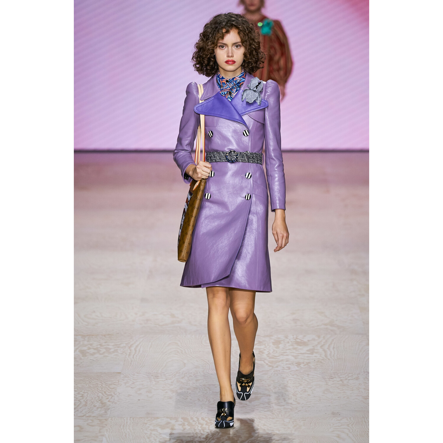 Фото Louis Vuitton Spring 2020 / Louis Vuitton весна-лето 2020 / Неделя моды: Париж