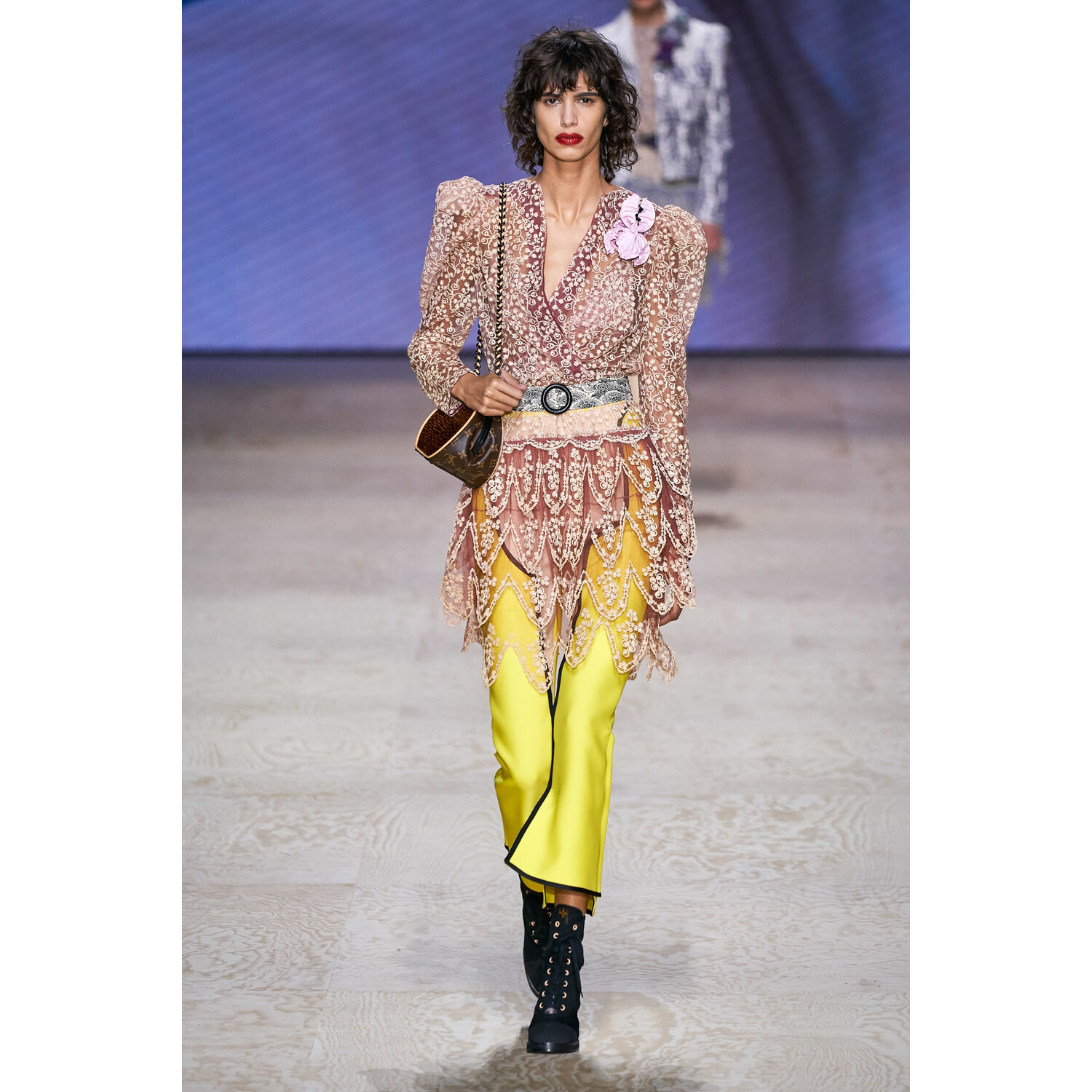 Фото Louis Vuitton Spring 2020 / Louis Vuitton весна-лето 2020 / Неделя моды: Париж