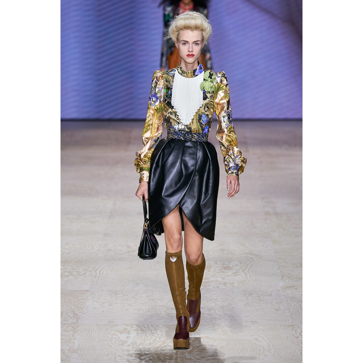 Фото Louis Vuitton Spring 2020 / Louis Vuitton весна-лето 2020 / Неделя моды: Париж